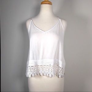 Iris M halter top with lace trim